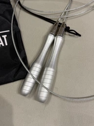 Скоростная скакалка HeartBeat Silver с системой Self-Locking фото от покупателей 1