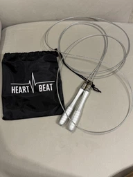 Скоростная скакалка HeartBeat Silver с системой Self-Locking
