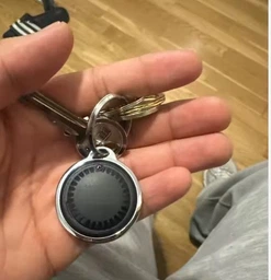 Трекер GPS для детей собак кошек смарт локатор маячок трекеры для кошелька ключей сумок и вещей анти-утери iOS фото от покупателей 3