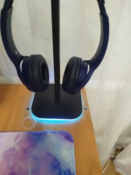 Підставка для навушників геймерська RGB настільна тримач гарнітури органайзер USB аудіо стійка геймерська чорна аксесуар ігровий з підсвіткою фото від покупців 1