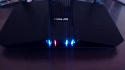 Маршрутизатор Asus RT-BE55 WiFi7 / BE3600 / 2.5Гбит/с Black (90IG0A80-MO3C00) фото от покупателей 5
