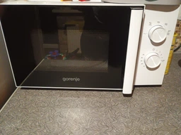 Микроволновая печь Gorenje MO17E1BH