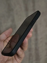 Чохол протиударний Spigen Ultra Hybrid для Iphone 13/14 Matte Black Прозорий ACS03523 фото від покупців 2