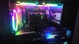 Видеокарта MSI GeForce RTX5070 12Gb GAMING TRIO OC (RTX 5070 12G GAMING TRIO OC)
