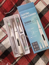 Электрическая ультразвуковая зубная щетка скалер Electric Teeth Cleaner для удаления камней отбеливание зубов белая фото от покупателей 7
