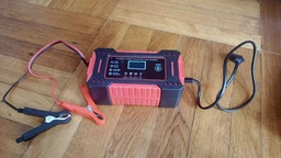Зарядний пристрій для автомобільних акумуляторів 12V, портативна інтелектуальна зарядка для свинцево-кислотних акумуляторів Wet, MF, Gel, AGM з режимом Pulse Repair, для авто, мото та вантажних батарей, BC-006-Red фото від покупців 1