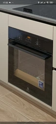 Духовой шкаф электрический Electrolux EOF3H40BK