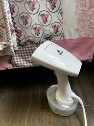 Отпариватель одежды ручной вертикальный 1600W для всех видов тканей курток, пиджаков, пальто, тканей, синтетики, занавесок, тюлей, штор, текстиля, белый