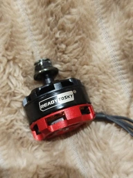 Набір безколекторних моторів RS2205 2300KV для FPV дронів (лівий - правий) 4шт. фото від покупців 2