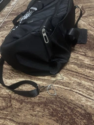 Спортивна сумка ActivePack чорна (з відділенням для взуття та кишенею для вологих речей, лямкою через плече, для спорту та фітнесу) YLSB-8002-B фото від покупців 1