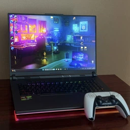 Ноутбук ASUS ROG Strix G18 (2025) G814PP-S9022 (90NR0KY8-M000T0) Eclipse Gray / 18" IPS WQXGA 240 Гц / AMD Ryzen 9 8940HX / RAM 32 ГБ / SSD 1 ТБ / RTX 5070, 8 ГБ / LAN / Зарядка по USB фото от покупателей 13