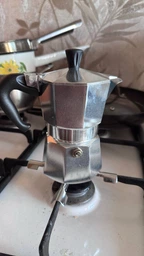 Кавоварка гейзерна Bialetti Moka Express (0.190 л – на 4 чашки) фото від покупців 5