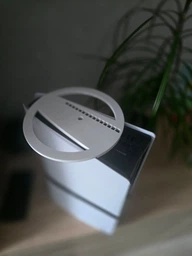 Вертикальна підставка для PlayStation 5 Slim: Стильний та функціональний аксесуар Біла фото від покупців 3