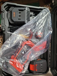 Пила цепная аккумуляторная GTM CS18/127BL 18В, шина 5"/12.7 см + аккумулятор 4 Ач, зарядное устройство (CS18/127BL KIT) фото от покупателей 5