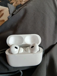 Bluetooth TWS навушники Remax PD-BT550 BT5.4 Білі. 5th Generation Smart Case фото від покупців 1
