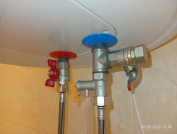 Бойлер Swan SRB-50w1 круглый slim 50л с сухим ТЭНом 2кВт фото от покупателей 12
