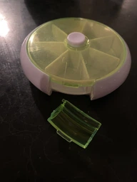 Круглая таблетница Pill Box Салатовая