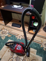 Пылесос без мешка BOSCH BGC21X350