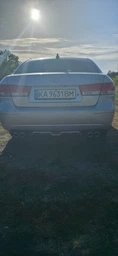 Накладка на задний бампер Hyundai Sonata универсальный цвет черно серебристый