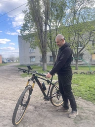 Антивибрационный держатель для телефона на мотоцикл и велосипед Koanni AL3 360° для смартфонов 3.5–6.8" Черный