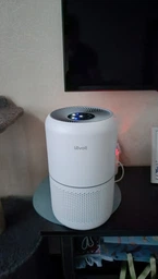 Очиститель воздуха levoit CORE 300 Black, 40 м², 187 м³/ч, настоящий HEPA-фильтр 3 в 1, активированный уголь, датчик состояния фильтра, автоматический режим, сенсорный экран панели управления