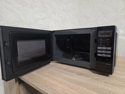 Мікрохвильова піч Panasonic NN-ST25HBZUE фото от покупателей 19
