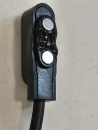 Кабель USB для смарт годинника магнітний 2 pin 5V (-Negative North Outside) 2.5 x 8 mm black фото від покупців 1