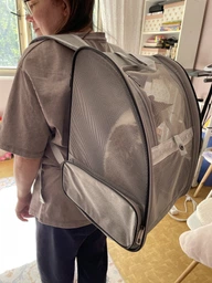 Рюкзак-переноска для кошек и собак 41х28х35 CosmoPet CP-42 Gray фото от покупателей 1