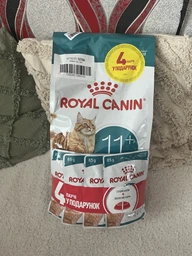 Сухой корм Royal Canin 11+ для стареющих кошек в возрасте от 12 лет 4кг