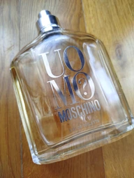 Moschino Uomo туалетна вода для чоловіків