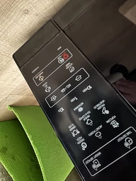 Мікрохвильова піч Sharp MS252AE White (YC-MS252AE-W)