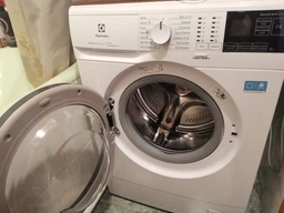 Пральна машина Electrolux EWS6406BU фото от покупателей 12