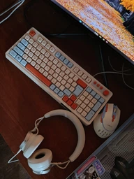 Навушники Beyerdynamic Aventho 100 Cream (531747)