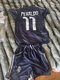 Футбольная форма Real Madrid с индивидуальным нанесением, размер 28, рост 145-150 см, белая