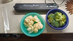 Вакууматор Vacuum Sealer S (белый)