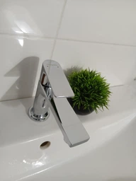 Смеситель для раковины HANSGROHE Rebris E 80 72550000 с донным клапаном фото от покупателей 3