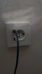 Розетка 220V Folem RZ1 c USB и Type-C, Быстрая зарядка 20W, PD 3.0, QC3.0 - Черный фото от покупателей 2