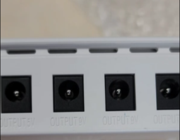Mini UPS M1550 35W, 15600Mah, USB-виходи, Type-c, DC5V, DC9V/12V, POE. Потужний ДБЖ для Роутерів фото від покупців 1