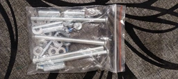 Комплект осей для перестановки коліс роликів Maraton (Rear wheel mounting set) Набір для стійкості
