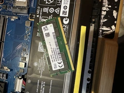Оперативна пам'ять SK hynix SO-DIMM DDR5 16GB 5600MHz (HMCG78AGBSA095N) фото від покупців 1