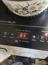 Плита інфрачервона настільна Grunhelm GIR-809 2000 Вт