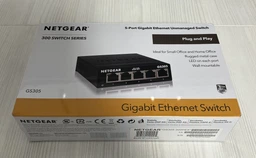 Коммутатор Netgear GS305 (GS305-300PES) фото от покупателей 3