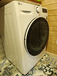 Стиральная машина LG F4Y5RS0W