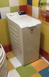 Пральна машина Electrolux вертикальна, 6кг, 1000, d, 60см, дисплей, білий ew6t406u