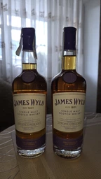 Виски James Wyld 0.7 л 40% (5011166082095) фото от покупателей 1