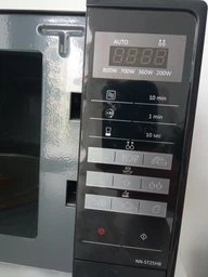 Мікрохвильова піч Panasonic NN-ST25HBZUE фото від покупців 3