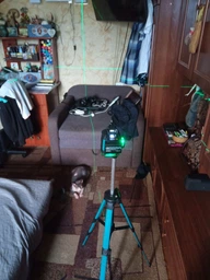 Лазерний рівень нівелір Laser Level 4D 2 акумулятори 16 ліній зелений промінь зі штативом у кейсі синій