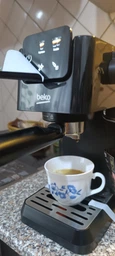 Кавоварка Beko CEP5302B ріжкова 1.1л, мелена, ручний капучинатор, підігрів чашок, авторецептів - 2, дисплей, чорний
