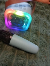 Колонка-караоке Bluetooth с беспроводным микрофоном и подсветкой RGB, портативная аккумуляторная мини акустика с USB, AUX, TF, музыкальная колонка с мощными басами для детей и взрослых, Розовая, K24-MK12-Pink