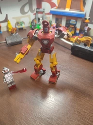 Конструктор LEGO Marvel Робот Железного Человека против Альтрона 101 деталь (76307)